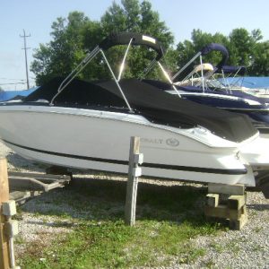 2007 Cobalt 212 B/R